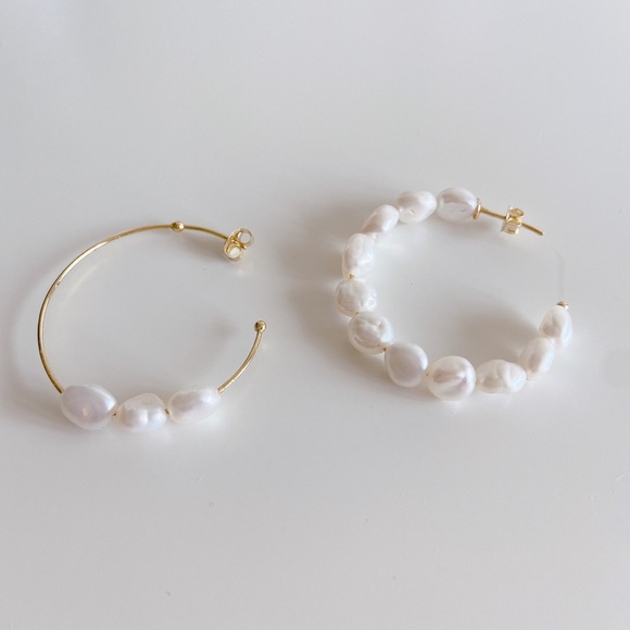 ADORNMONDE Pearl Hoops in Gold - Picture 2 of 4